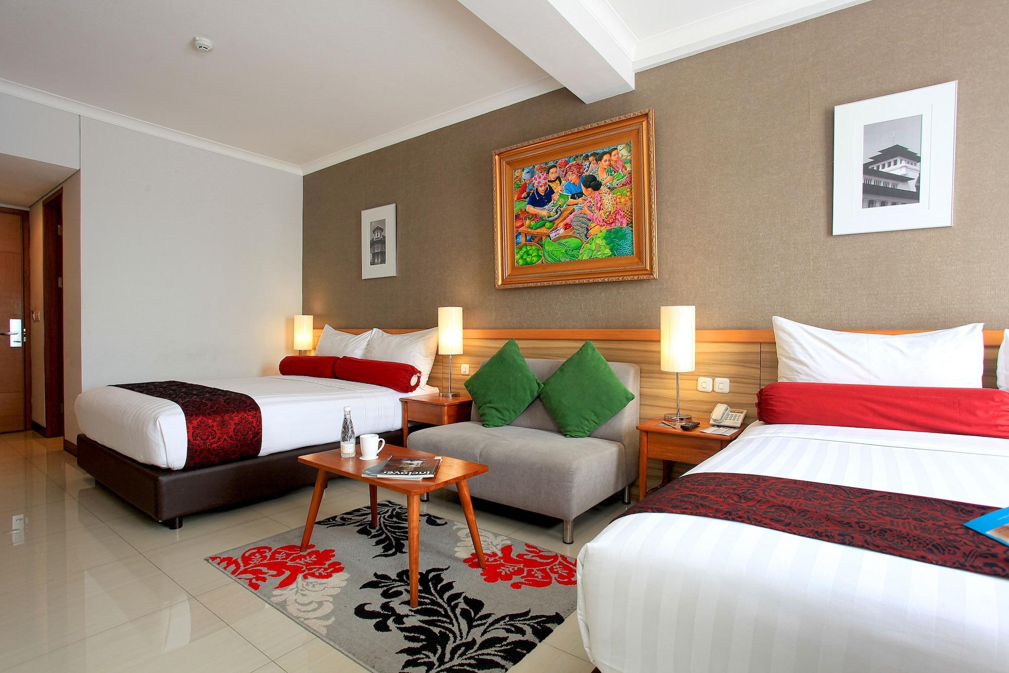 Ivory Hotel Μπαντούνγκ Εξωτερικό φωτογραφία