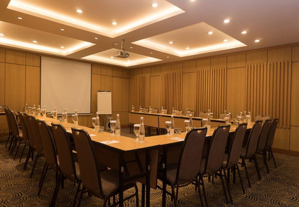 Ivory Hotel Μπαντούνγκ Εξωτερικό φωτογραφία