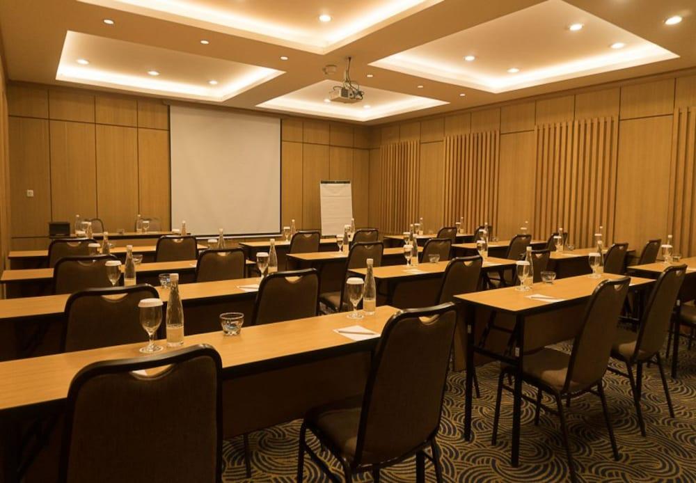 Ivory Hotel Μπαντούνγκ Εξωτερικό φωτογραφία
