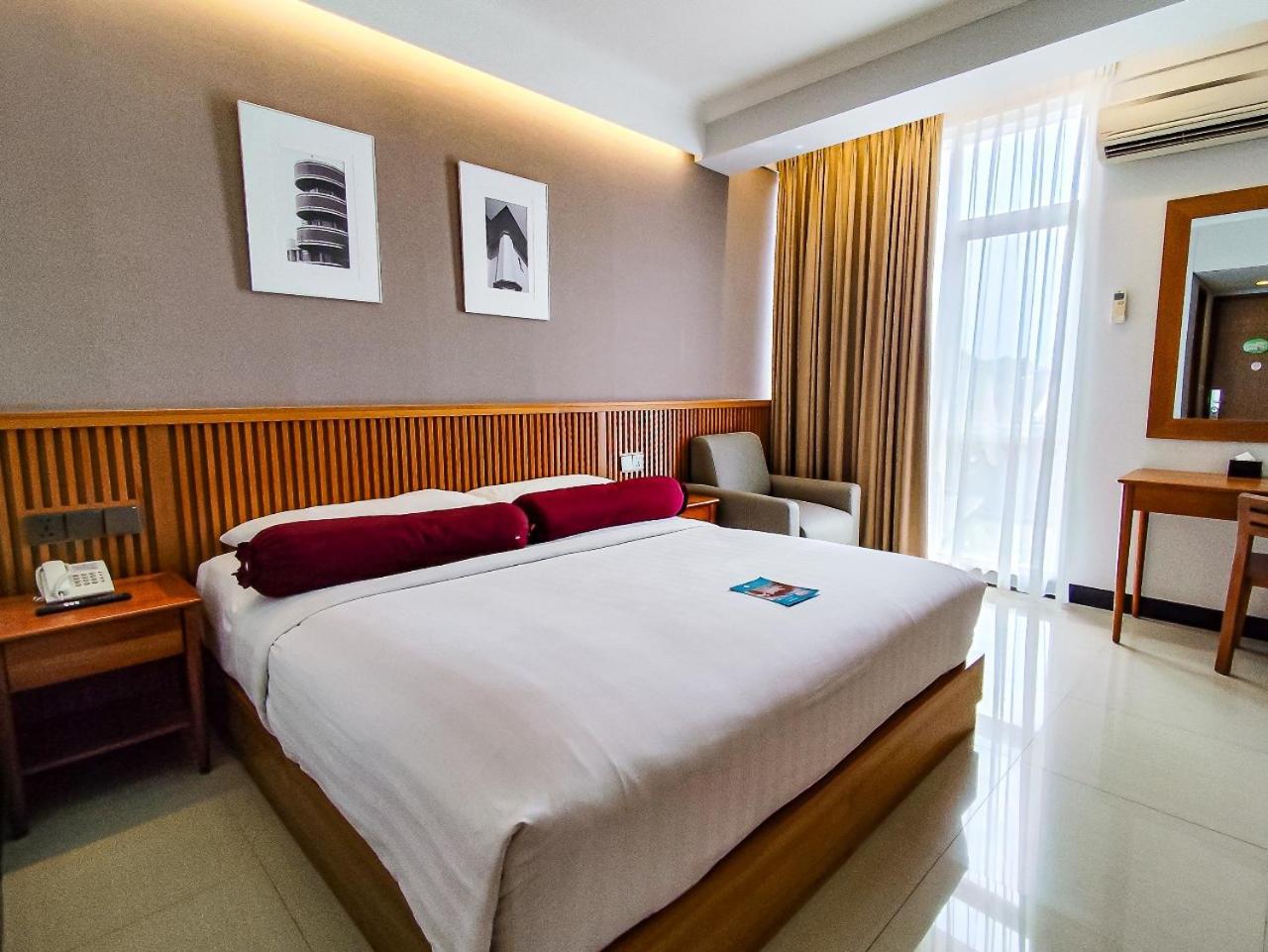 Ivory Hotel Μπαντούνγκ Εξωτερικό φωτογραφία